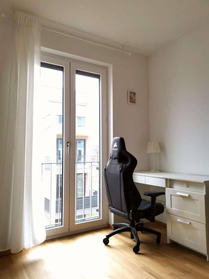 Gemuetliches Privatzimmer In Geraeumiger Gemeinschaftswohnung Dresden Luaran gambar