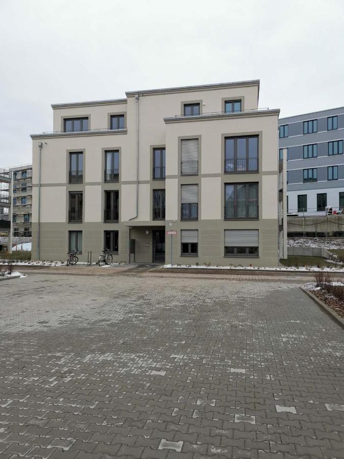 Gemuetliches Privatzimmer In Geraeumiger Gemeinschaftswohnung Dresden Luaran gambar