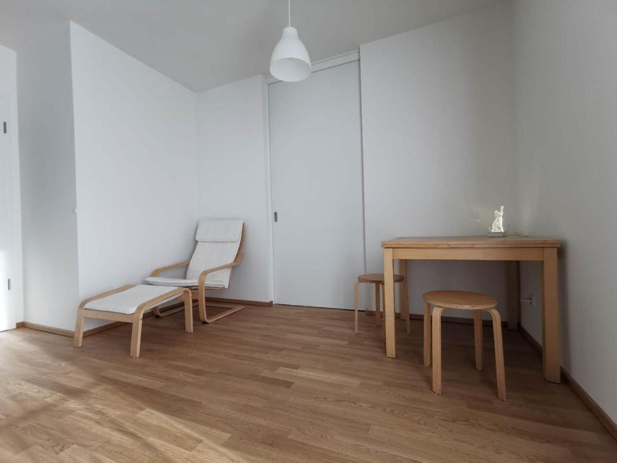 Gemuetliches Privatzimmer In Geraeumiger Gemeinschaftswohnung Dresden Luaran gambar