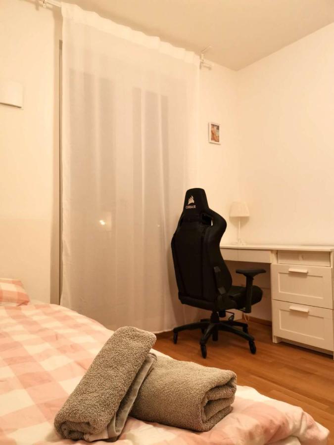 Gemuetliches Privatzimmer In Geraeumiger Gemeinschaftswohnung Dresden Luaran gambar